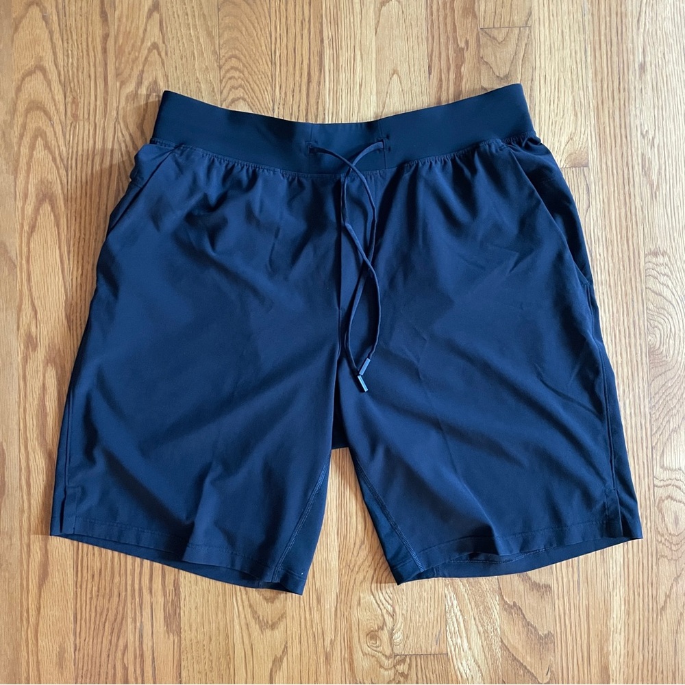 Lululemon Men’s T.H.E. Linerless Short 9" Black - Large